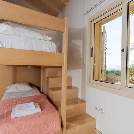 Villa Artisan Seafront - Treehouse Protaras