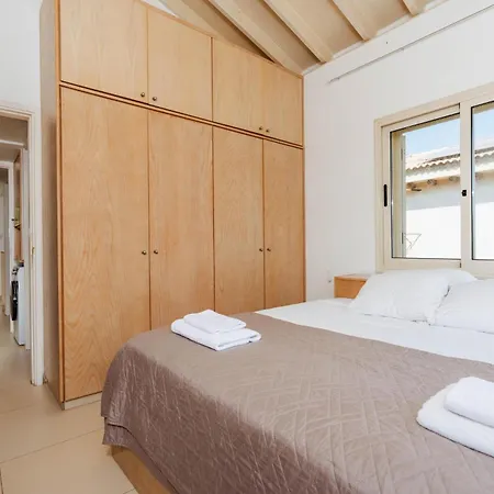 Villa Artisan Seafront - Treehouse *