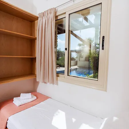 Villa Artisan Seafront - Treehouse Protaras