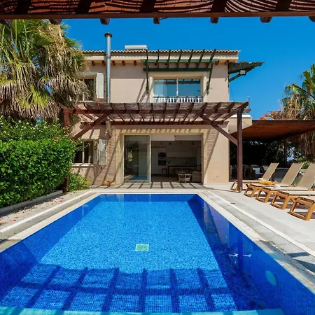 Artisan Seafront - Treehouse Vilă *